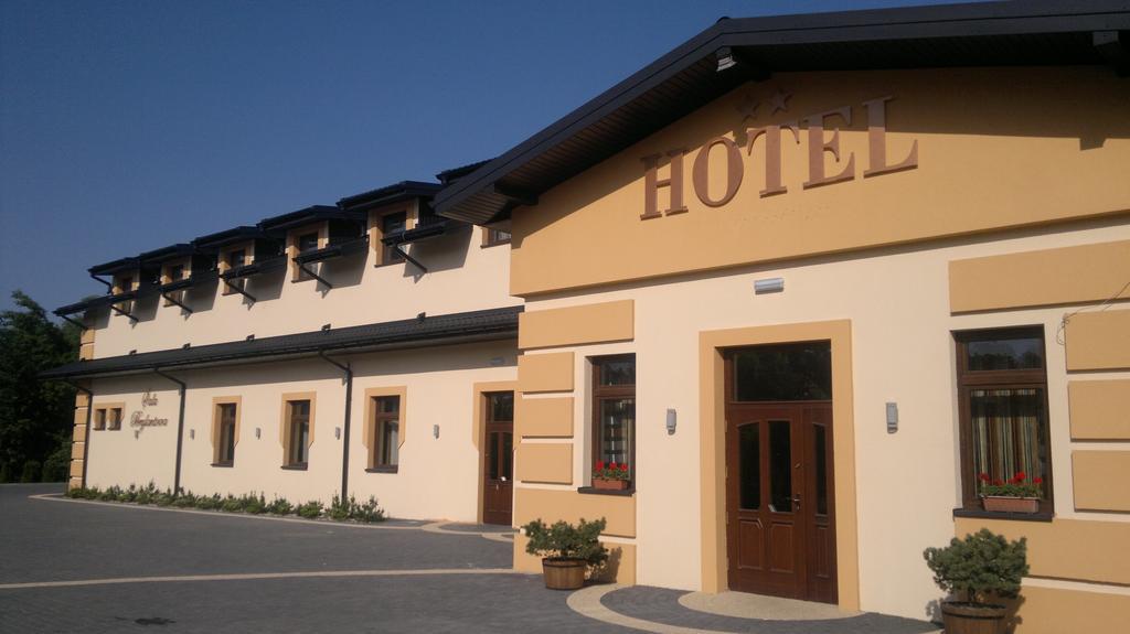 Hotel Diament - Zajazd U Przemka Zgierz Ngoại thất bức ảnh